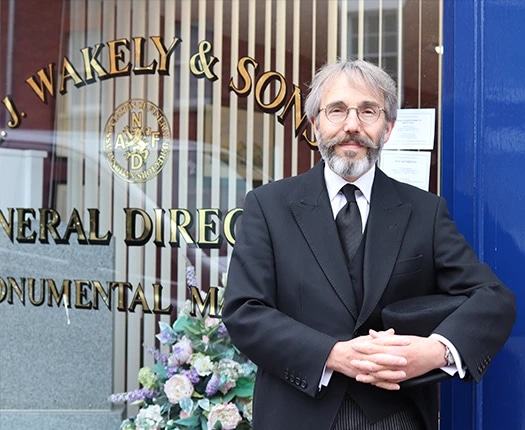 funeral-director_bridport